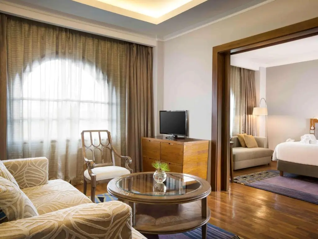 Букиттинги: Novotel Bukittinggi