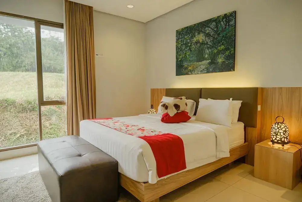 Бандунг: Ohara City View 5BR Villa Heated Pool and Billiard