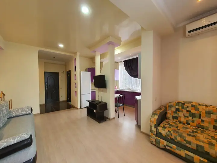 Сочи: Апартаменты Студия на Полтавской 21д от HomeHotelSochi