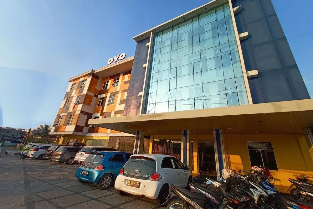 OYO 1161 Stefani City Hotel — фото 1