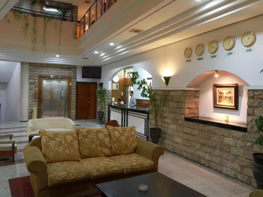 Сурабая: ZEN Rooms Kalimas KH Mas Mansyur