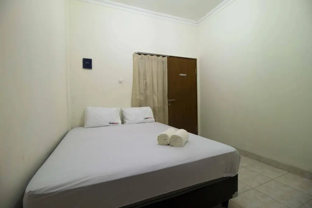Джакарта: RedDoorz near Pulogadung