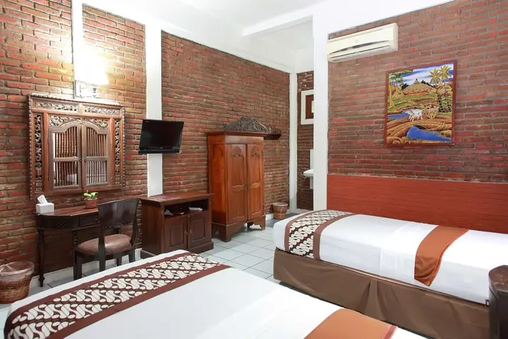 Депок: Paku Mas Hotel