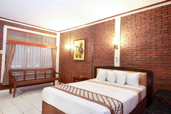 Депок: Paku Mas Hotel