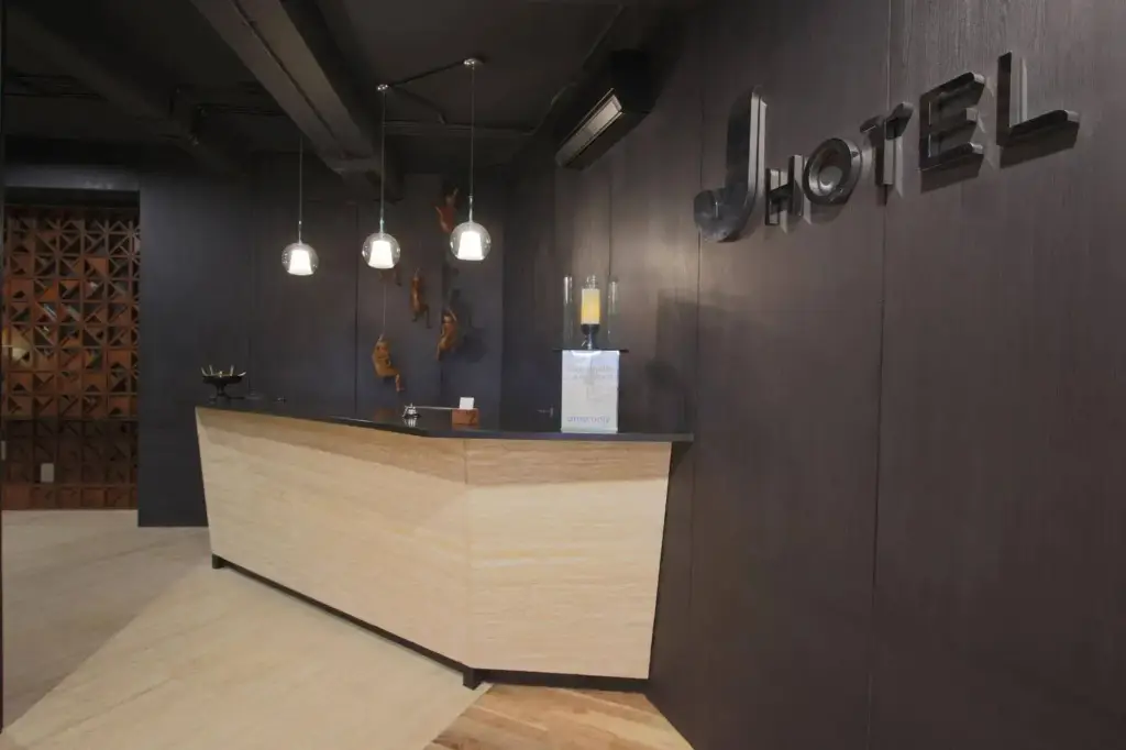 Кута: J Hotel Kuta