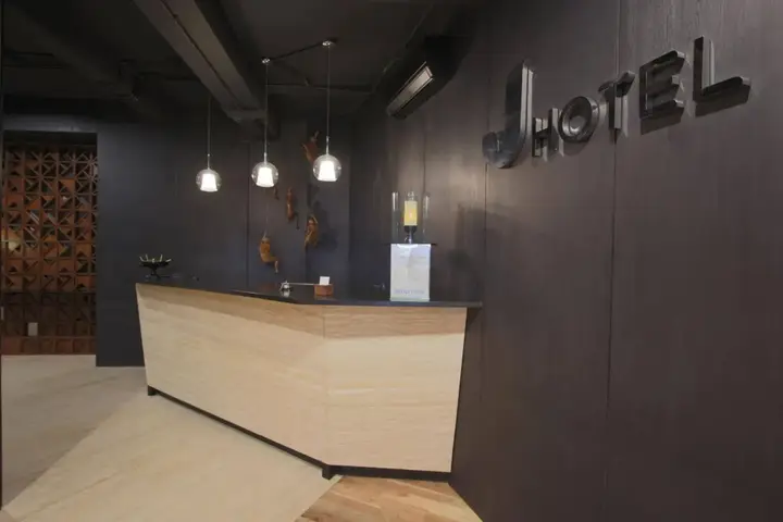 Кута: J Hotel Kuta