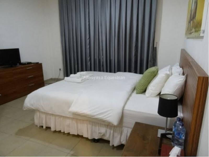 Депок: Arthayasa Guest House