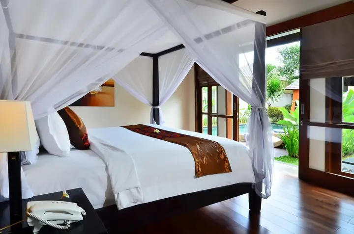 carousel image 1