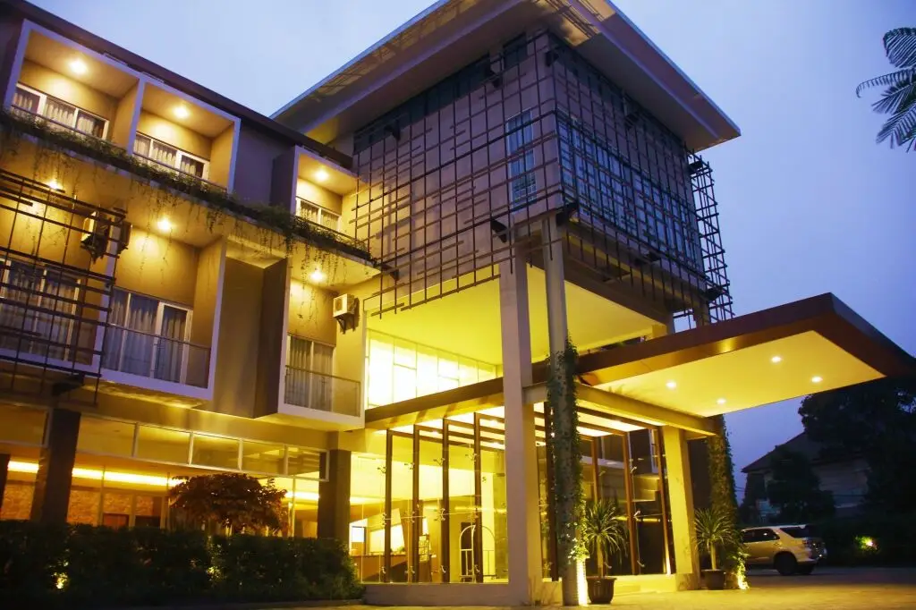 Паромпонг: Moscato Hotel