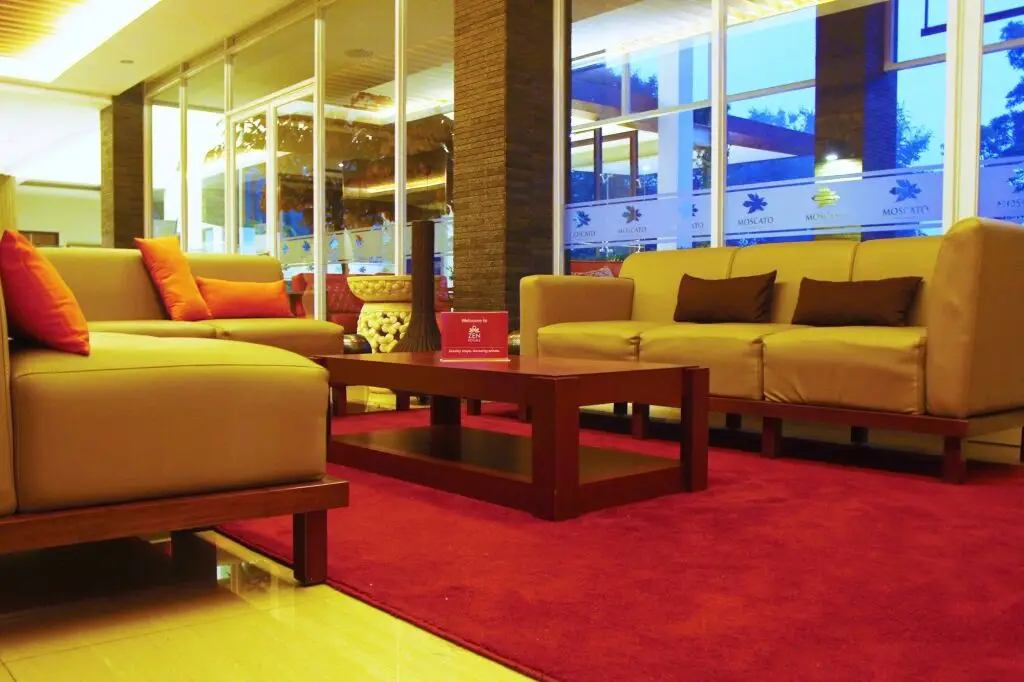 Паромпонг: Moscato Hotel