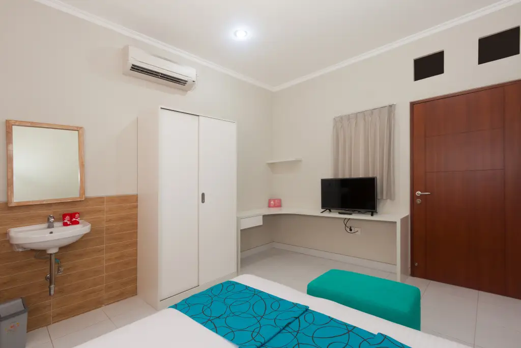 Беноа: Отель ZEN Rooms Nusa Dua Fiesta