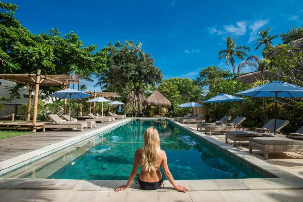 Лембонган-Айленд: Hai Tide Beach Resort