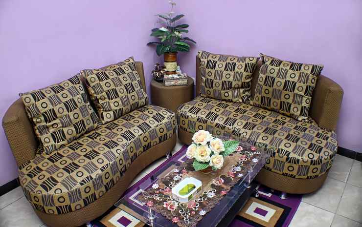 Бату: Griya Sumber Rejeki Homestay