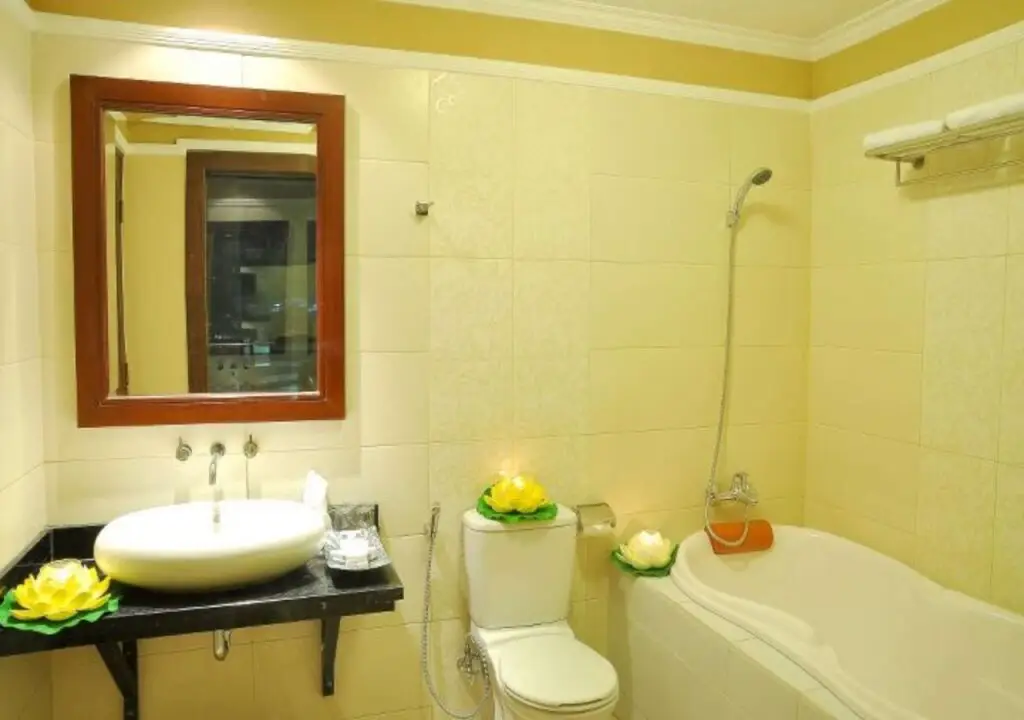 Чиребон: Grand Tryas Hotel