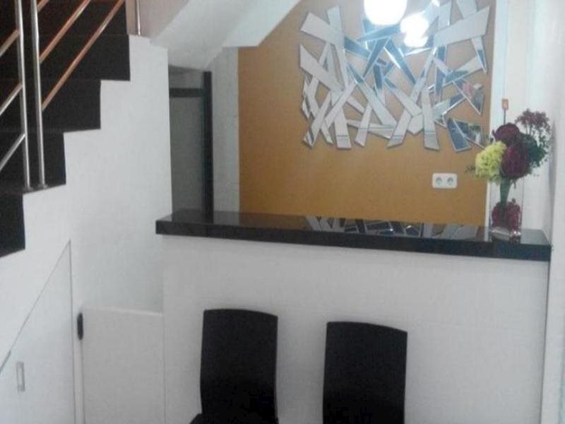 Сурабая: Hos Homestay
