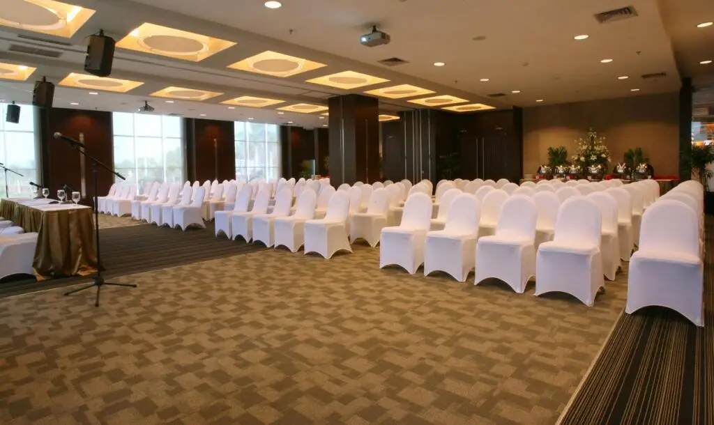 Чикаранг: President Executive Club