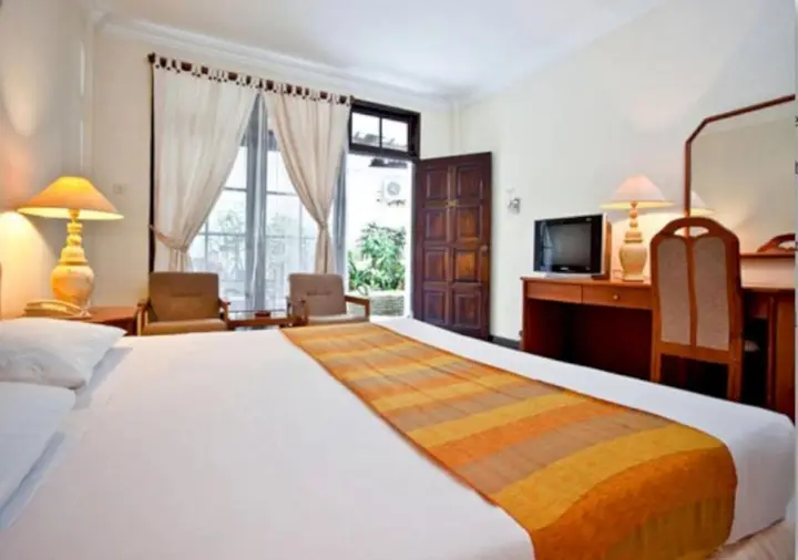 Матарам: Hotel Bintang Senggigi