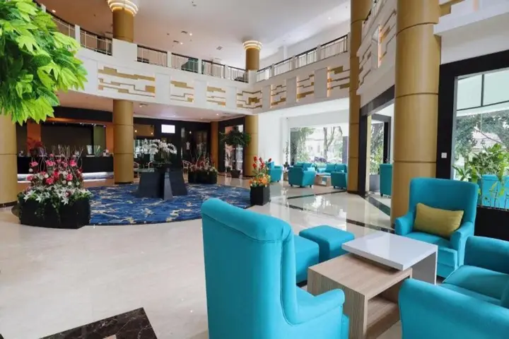 Бандунг: Vue Palace, ARTOTEL Curated