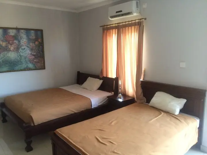 Керобокан: Kembang Sari Hotel
