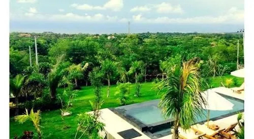 Пекату: Bali Zona Greens