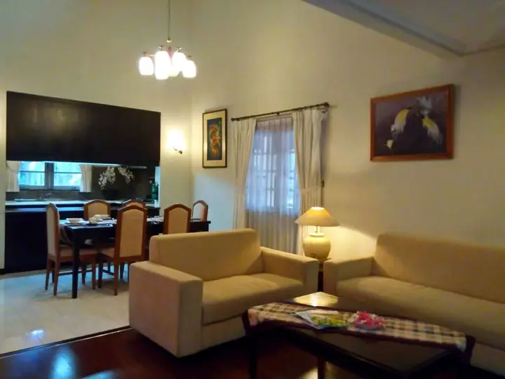 Сурабая: Whiz Residence Darmo Harapan Surabaya