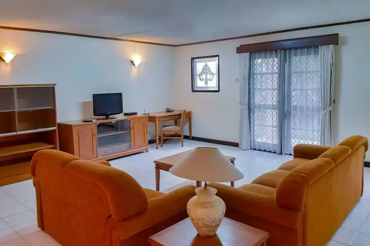 Сурабая: Whiz Residence Darmo Harapan Surabaya