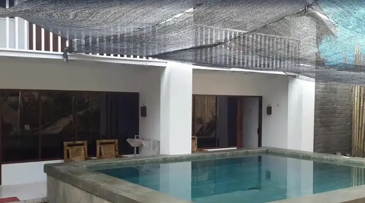 Гили Траванган: Villa Bintang