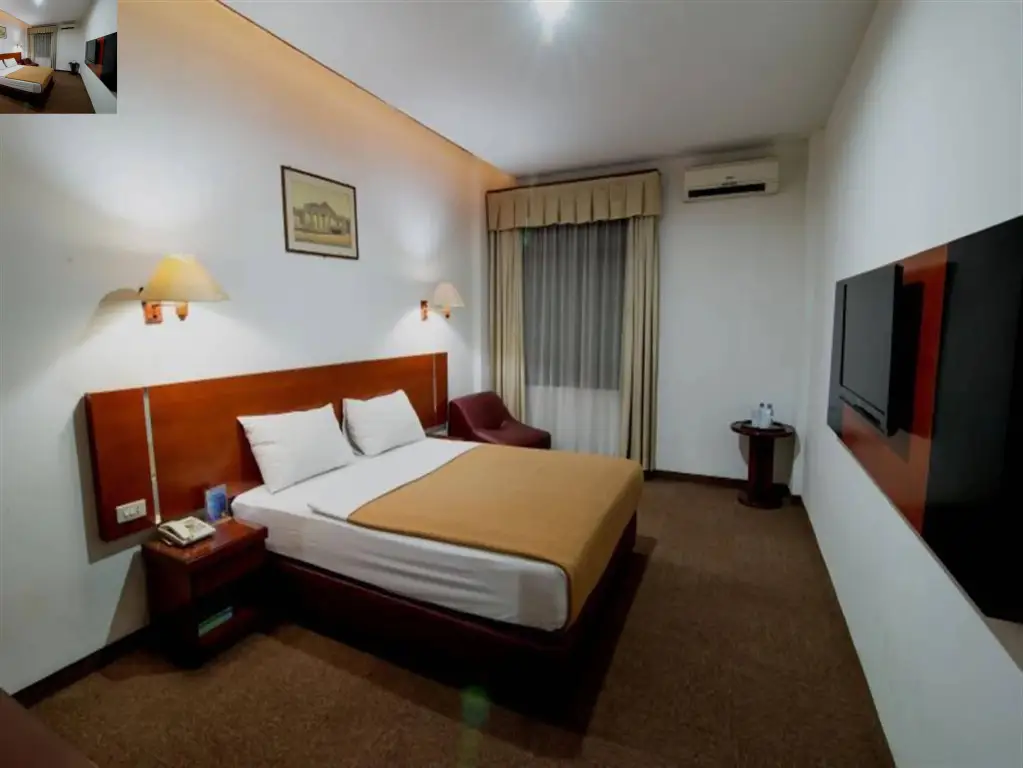 Джакарта: Hotel Puri Mega
