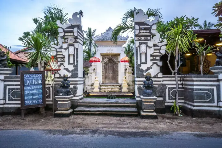Лембонган-Айленд: Baruna Frangipani Lembongan