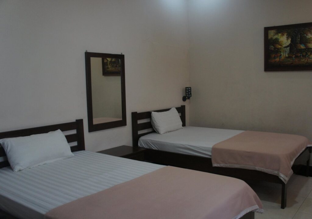 Матарам: Hotel Limoes