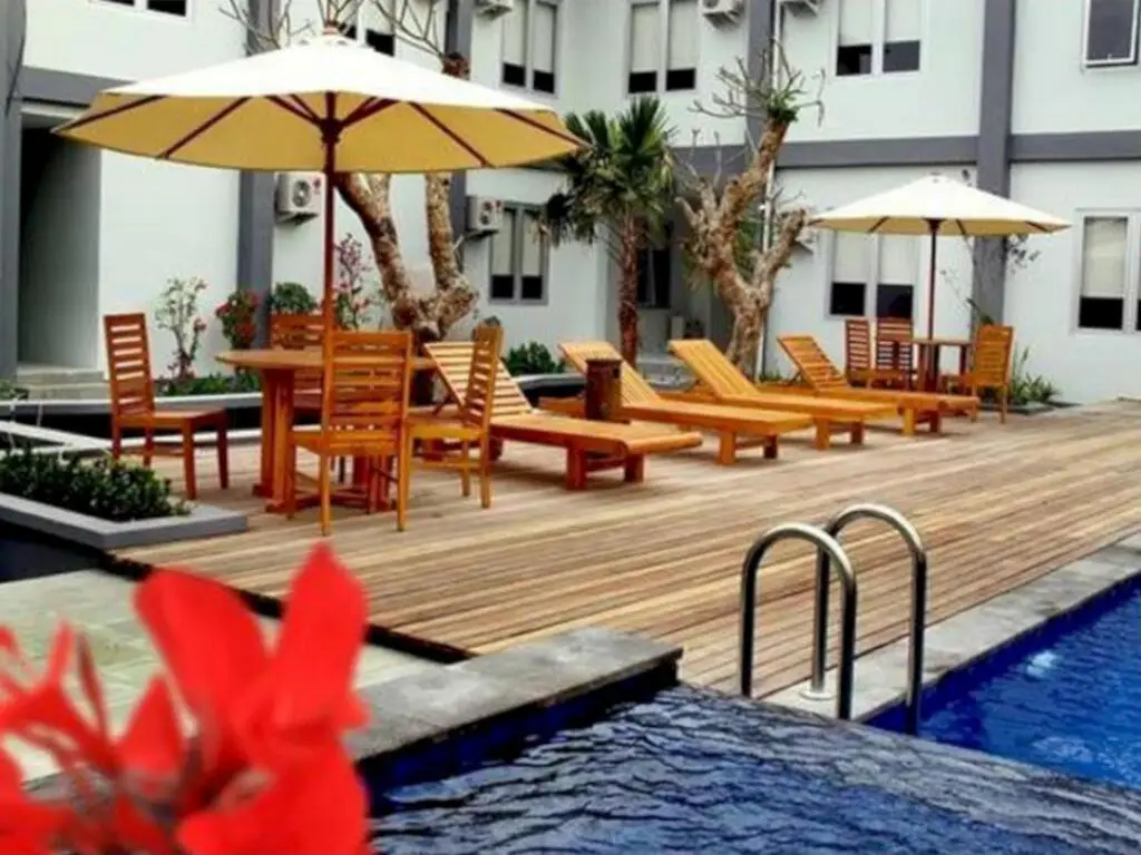 Jerowaru: Grand Royal BIL Hotel