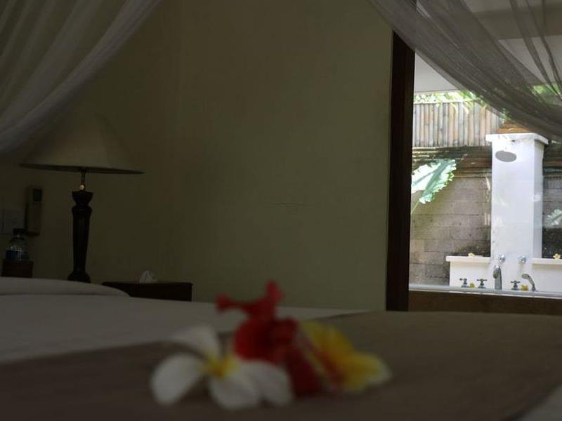 Джимбаран: Exotic Beach Villa Alamanda