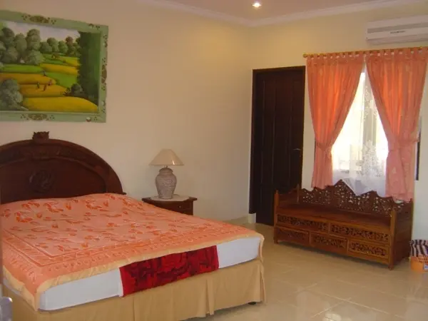 Кута: Hotel Miki