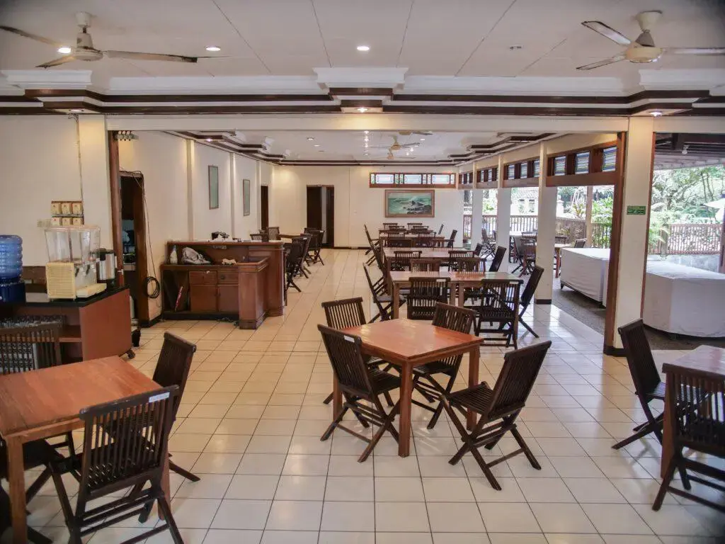 Пангандаран: Pantai Indah Resort Hotel Barat