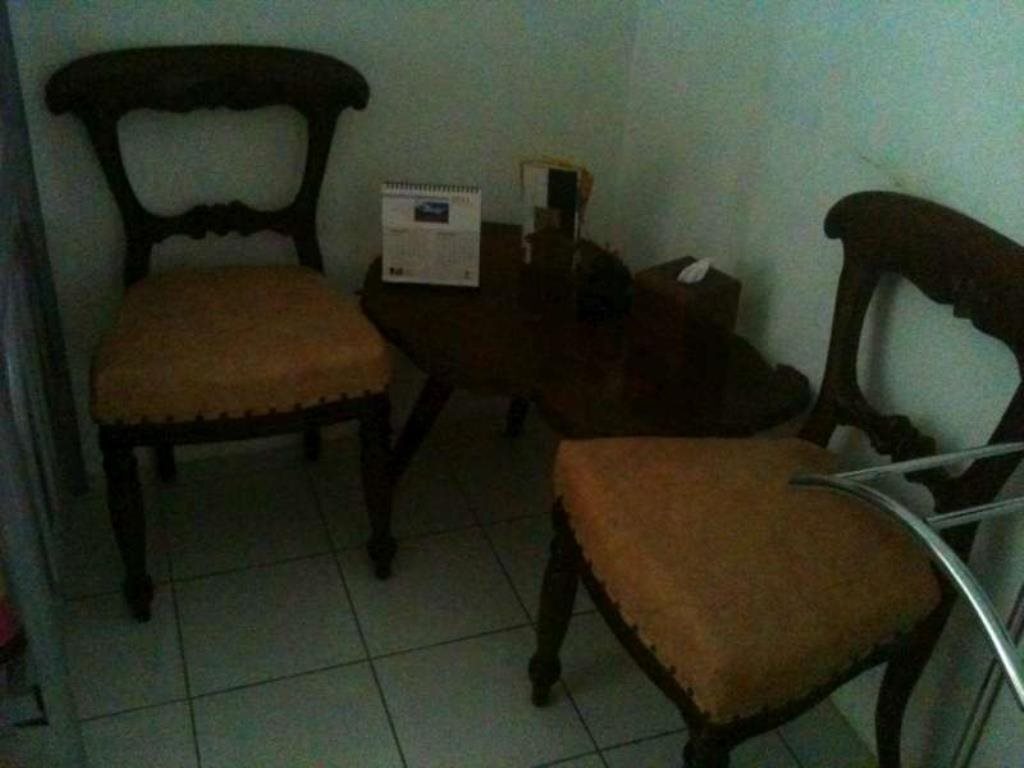 Сурабая: Da Rifi Hostel