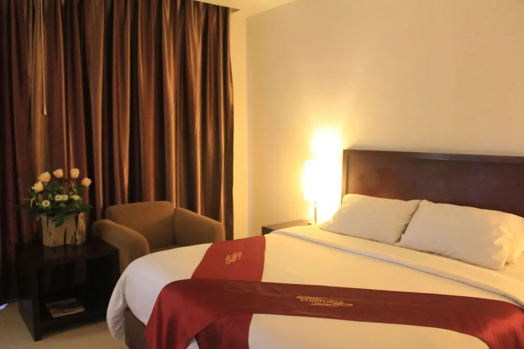 Манадо: Hotel GRAN CENTRAL