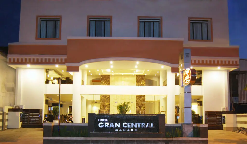 Манадо: Hotel GRAN CENTRAL
