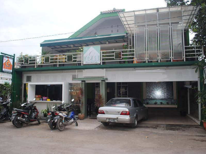Бандунг: 塞普鲁邦腾@G酒店(Hotel Sepuluh Banteng @ G. House)