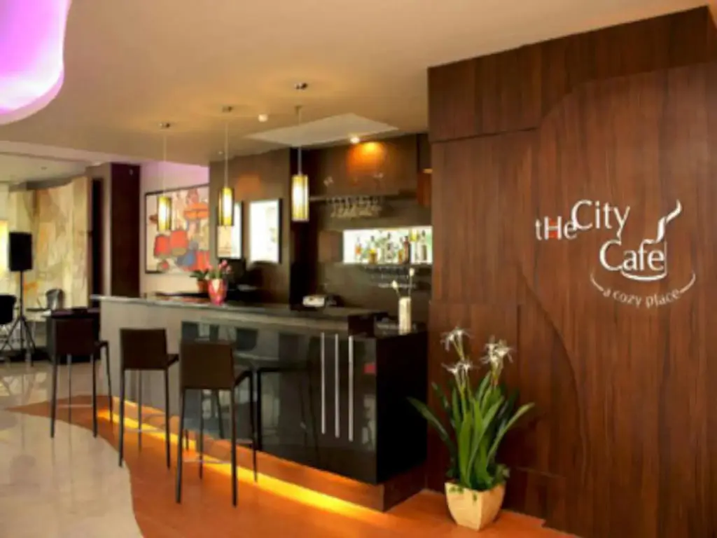 Бандар-Лампунг: Amalia Hotel Lampung