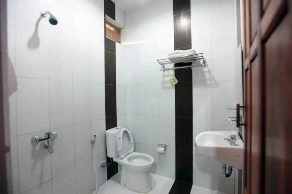 Лембанг: Lemon Hotel