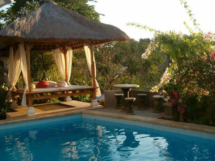 Темукус: Mimpi Bali Bungalows - Air Sanih