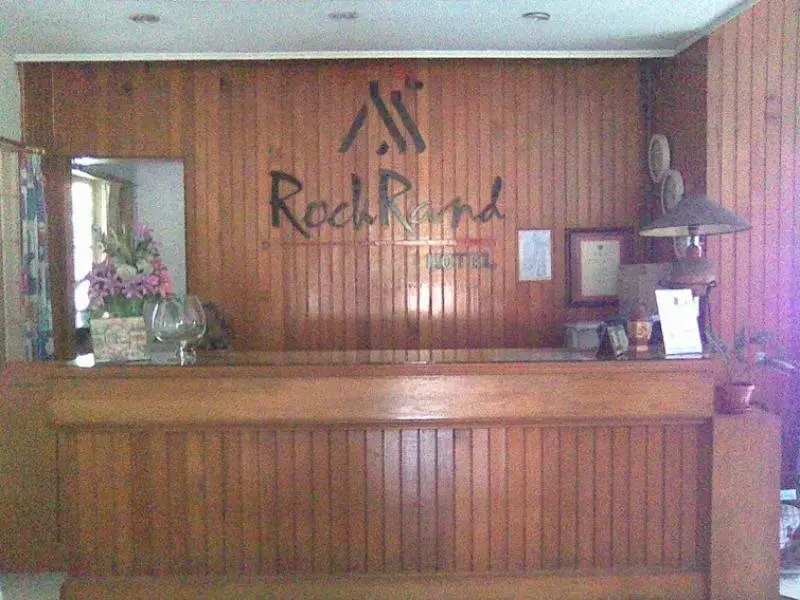 Манадо: Rockrand Hotel