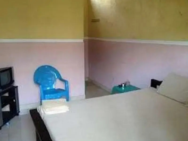 Падангсамбиан: Penginapan Tegal Indah