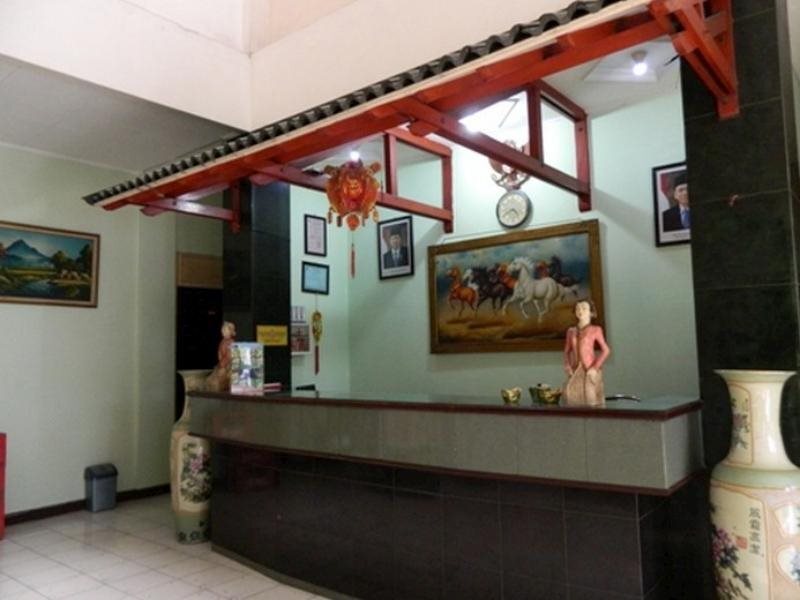 Суракарта: Hotel Tirtonadi Permai