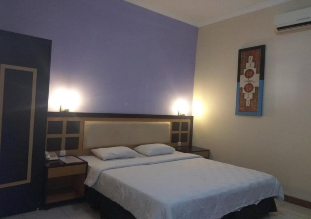Сраген: Graha Hotel
