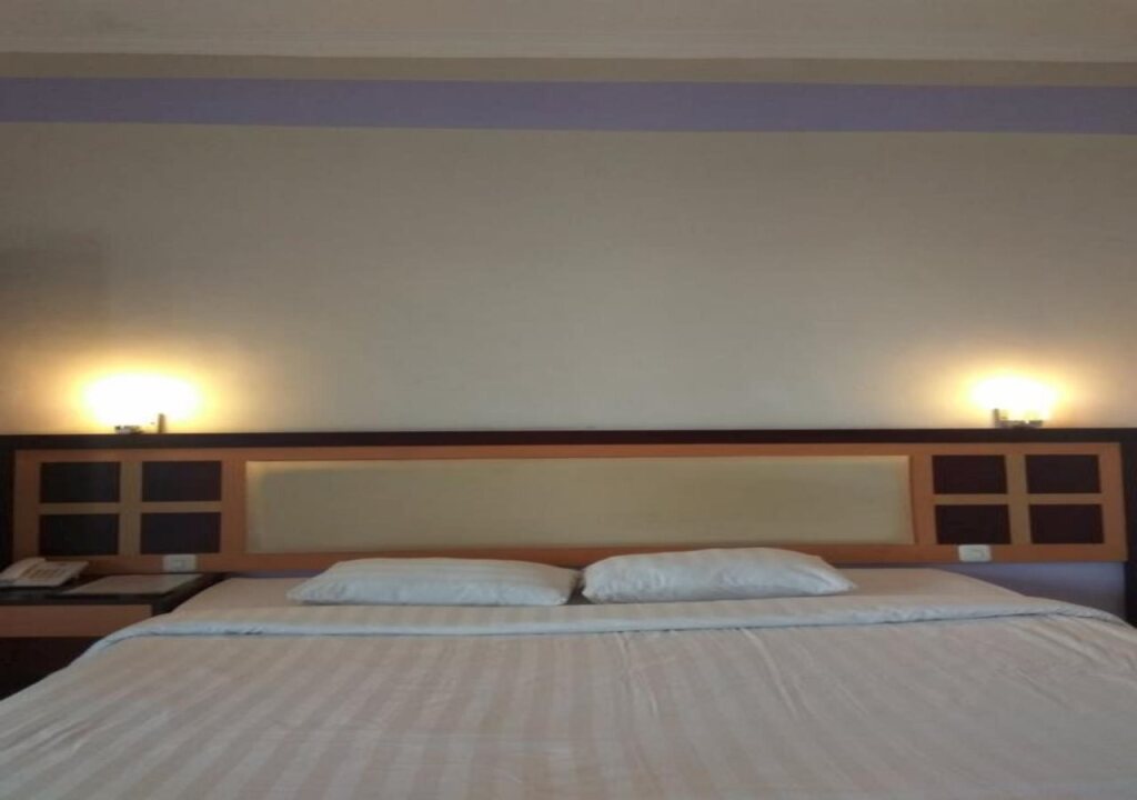 Сраген: Graha Hotel
