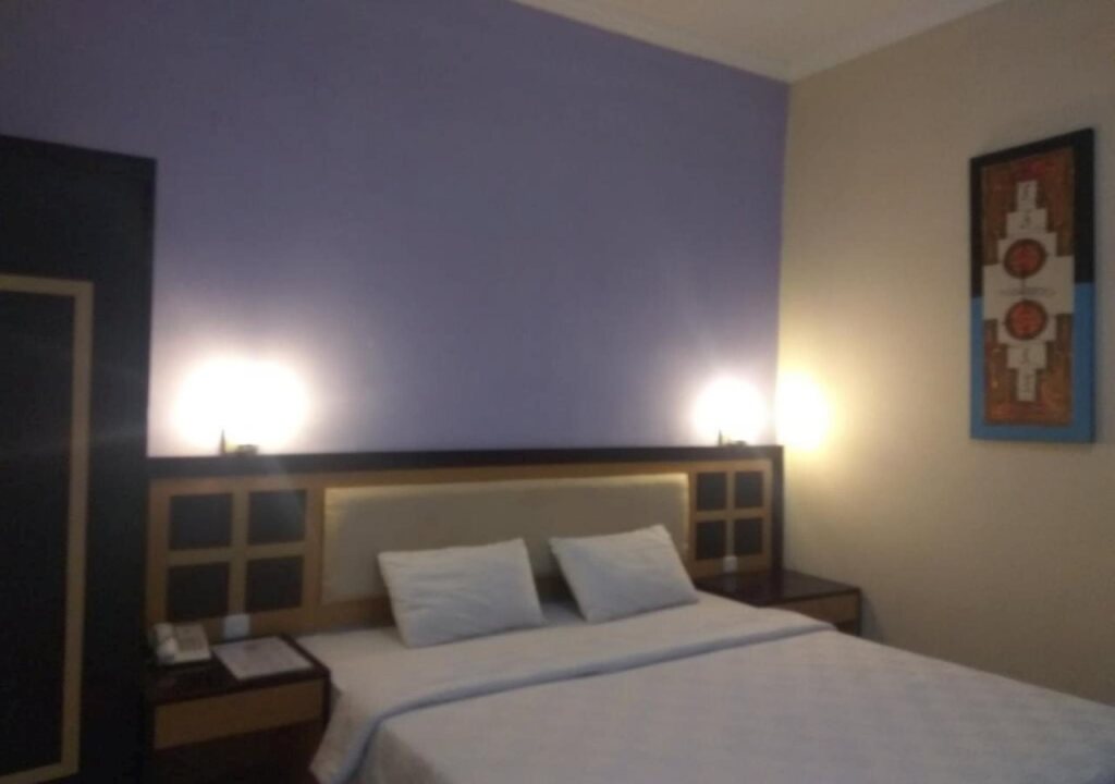 Сраген: Graha Hotel