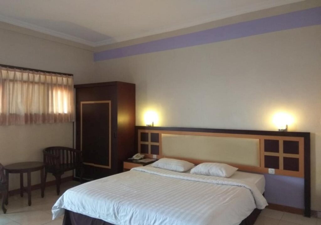 Сраген: Graha Hotel