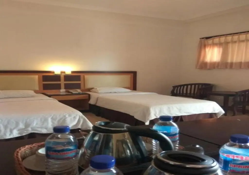 Сраген: Graha Hotel