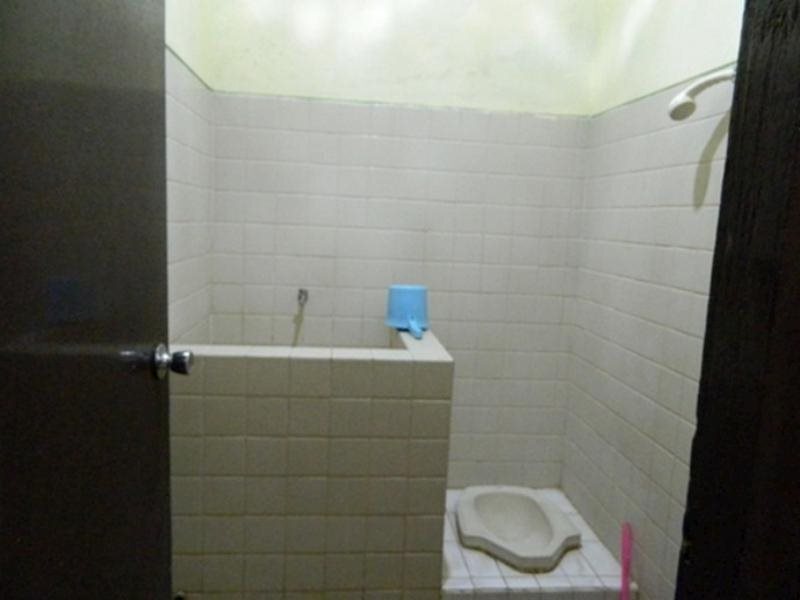 Суракарта: Hotel Atina